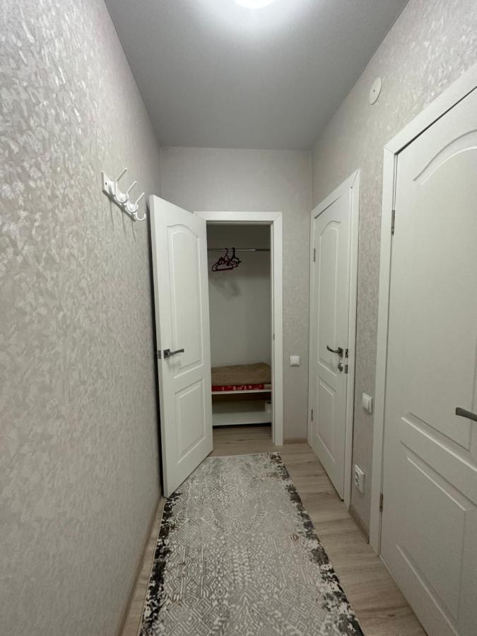 1 Комнатная Драмтеатр 1Bedroom Apartment Ustʼ-Kamenogorsk Εξωτερικό φωτογραφία